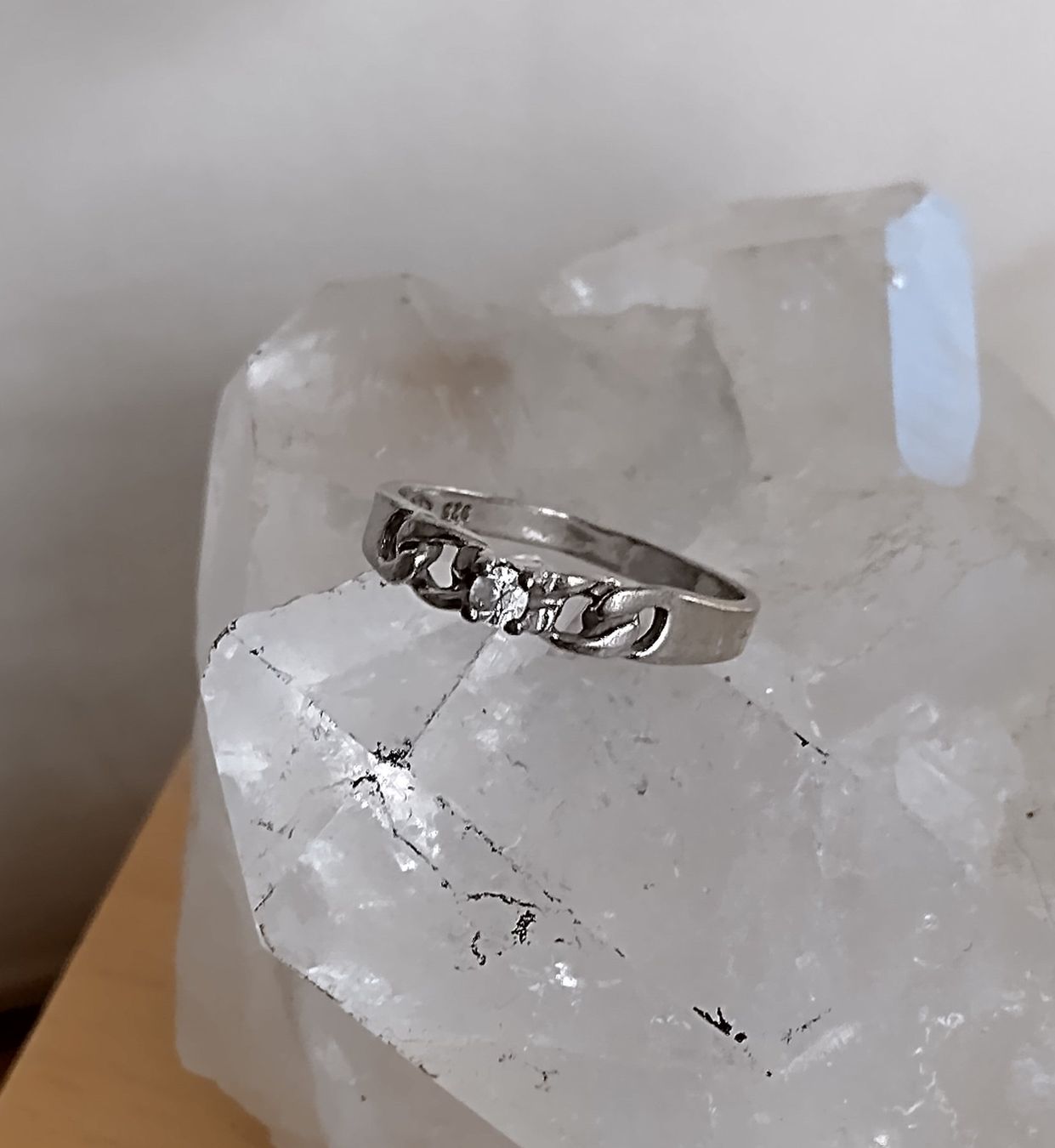 Ringe: RING SILBER  925 MIT KLEINEM ZIRKONIA – Gebraucht aus Romanshorn von Glitzer-Paradies