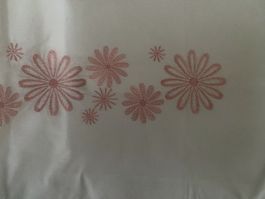 2 Kissenüberzug Baumwolle bestickt mit Blumenmuster