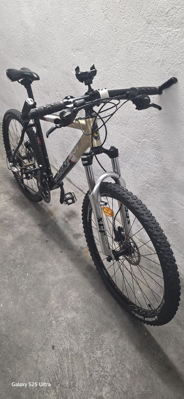 Velos: Vélo GIANT – Neu (gemäss Beschreibung) aus Genève von Fida2019 3