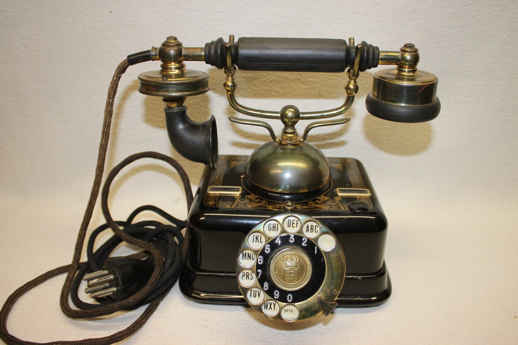 Telefoni: Antikes Expoga Telefon – Usato da Thun venduto da Fbchm