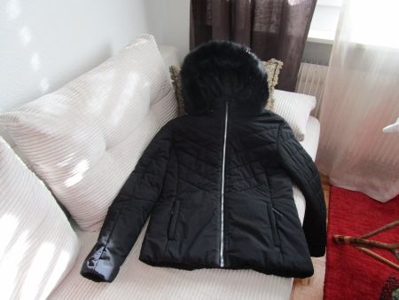 Feminine McKINLEY-Winterjacke Gr.40-neuwertig.