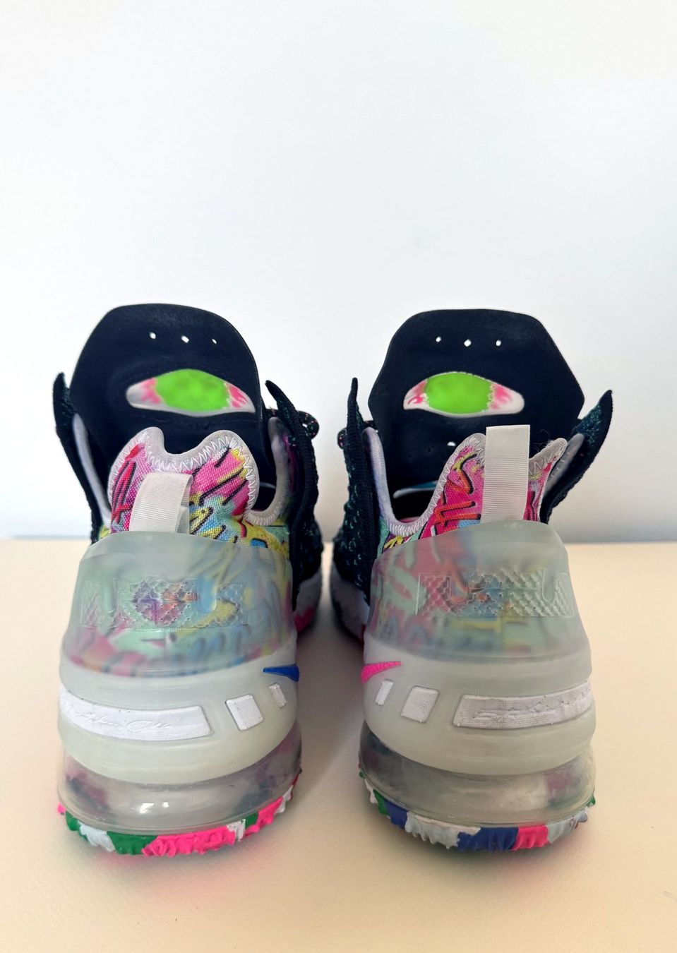 Nike Scarpe da uomo: Nike LeBron 18 Multicolor. Gösse 43. – Usato da Zürich venduto da Tulsa1968 4