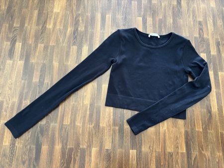 Pull & Bear Langarmshirt Crop Schwarz Grösse XS 