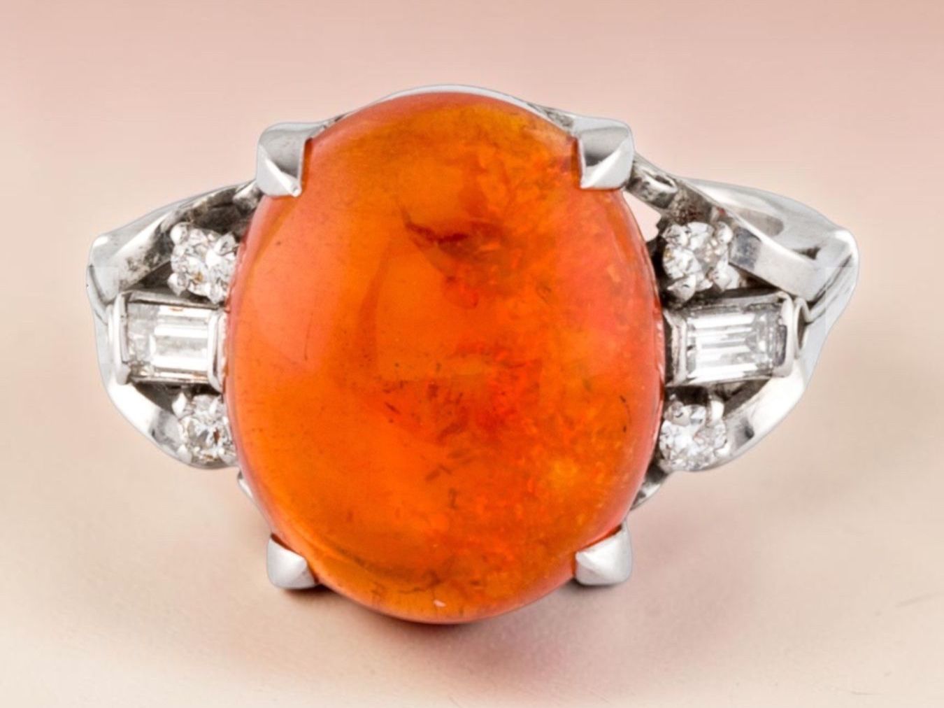 Anelli: Exklusiver Platinring mit grossem Opal & Diamanten – Usato da Embrach venduto da marufa