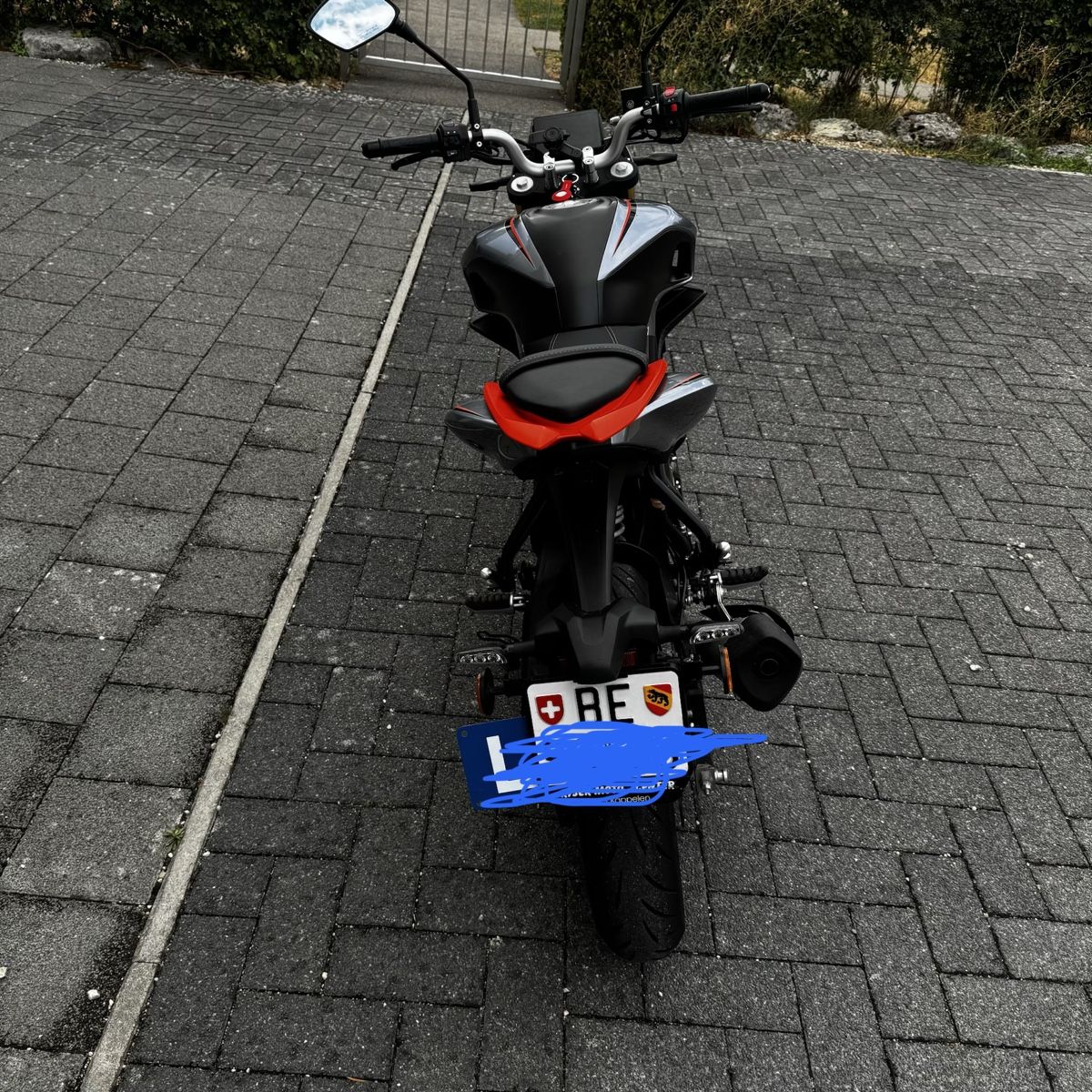 Strada: Mottorad Qjmotor srk 125s – Nuovo (secondo la descrizione) da Aegerten venduto da ale_9wn7 7