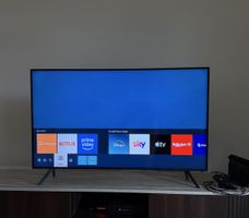 Samsung 43" Crystal 4K UHD Smart TV (2021) Fernseher