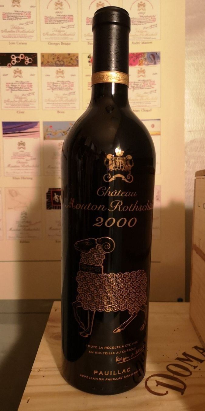 Mouton Rothschild Vino: Chateau Mouton Rothschild 2000 – Nuovo e nell'imballaggio originale da Meggen venduto da Bilanz70