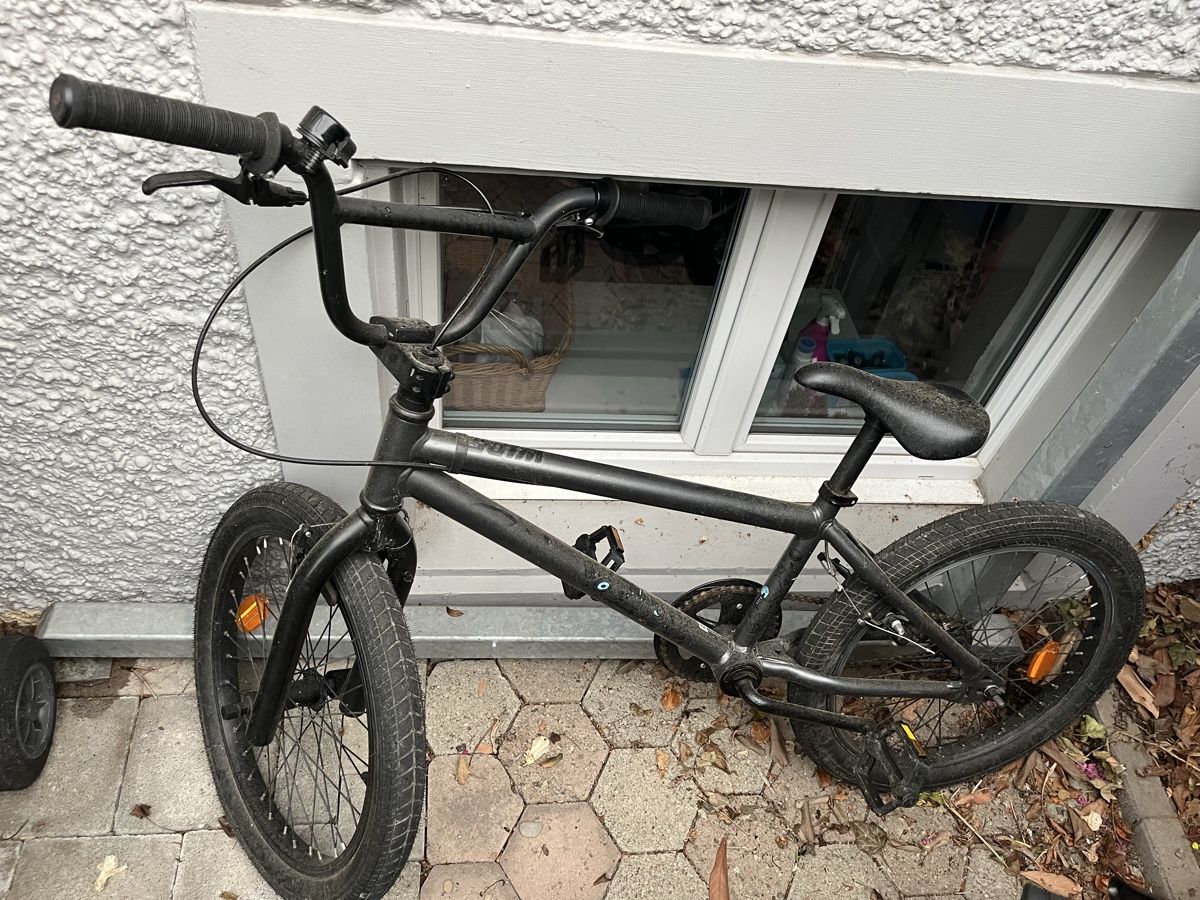 Decathlon Biciclette: BMX Velo schwarz gebraucht – Usato da Olten venduto da lea_n2nn 1