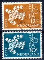 NIEDERLANDE 1961 FLIEGENDE TAUBE 2 EUROPAMARKEN GEST. DD141