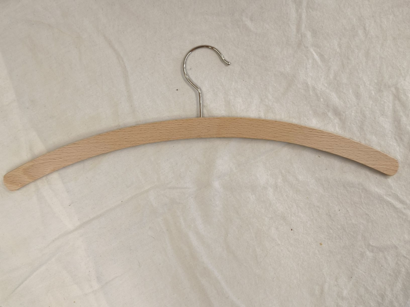 Appendiabiti: 10er Set Kleiderbügel Holz – Usato da Emmetten venduto da SecondhandSiska 1