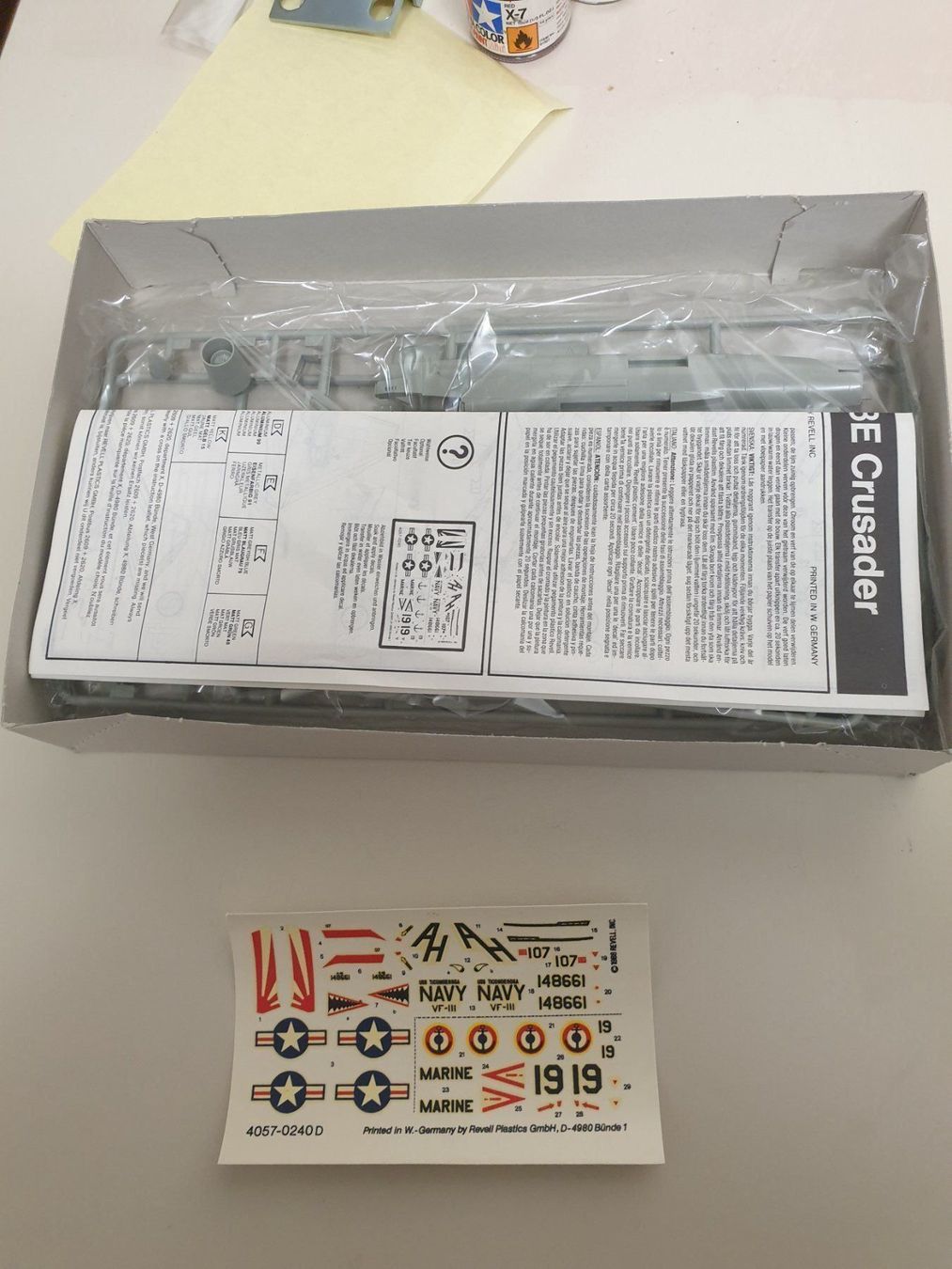 Kit di modellismo & Modellini statici: F- 8 E Crusaders – Nuovo e nell'imballaggio originale da Wettingen venduto da Mmarb 1