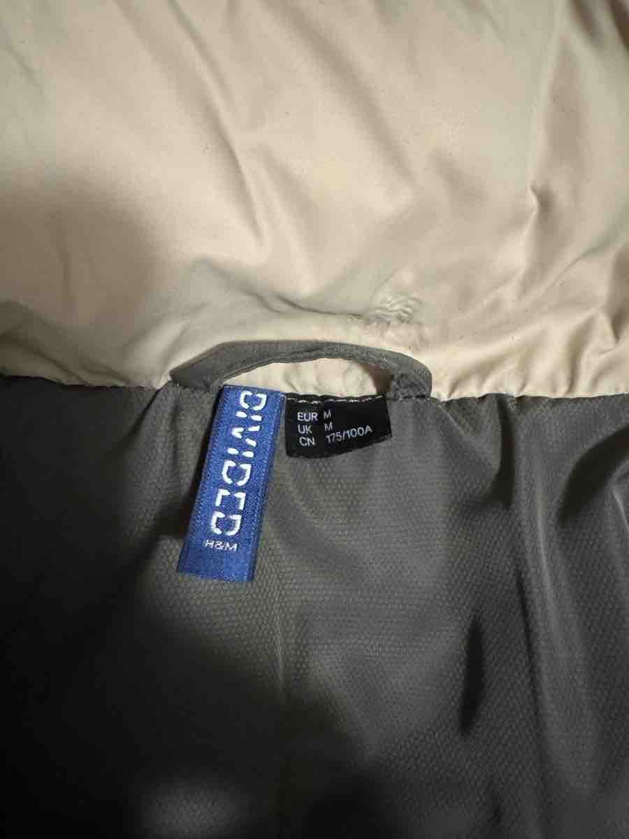 H&M Vestes: H&M Divided Steppjacke – D'occasion à Schlieren par enbe5 2