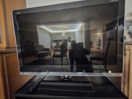 Sharp LCD TV LC-40LX812E Aquos Quattron 40 Zoll gebraucht