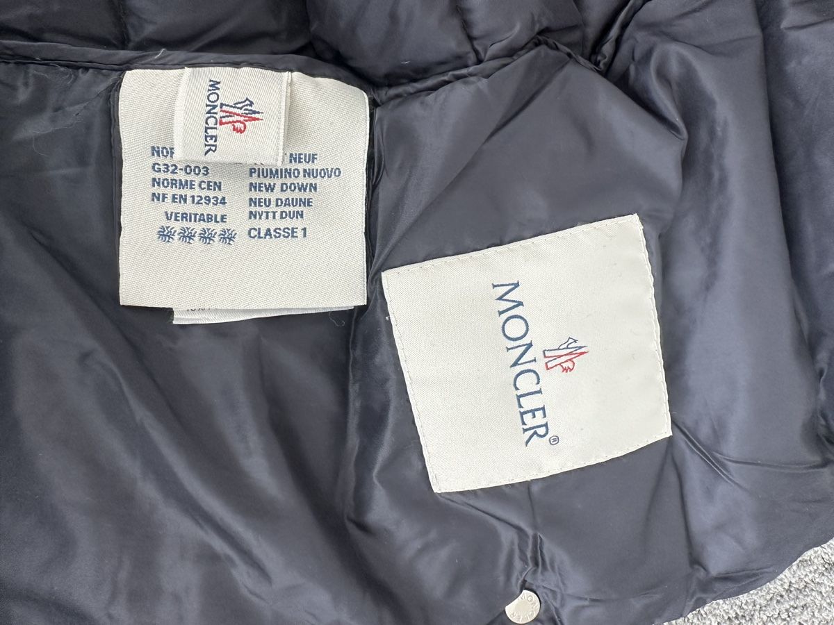 Moncler Gilets: Monclere Gilet – D'occasion à Winterthur par su_4assd 6