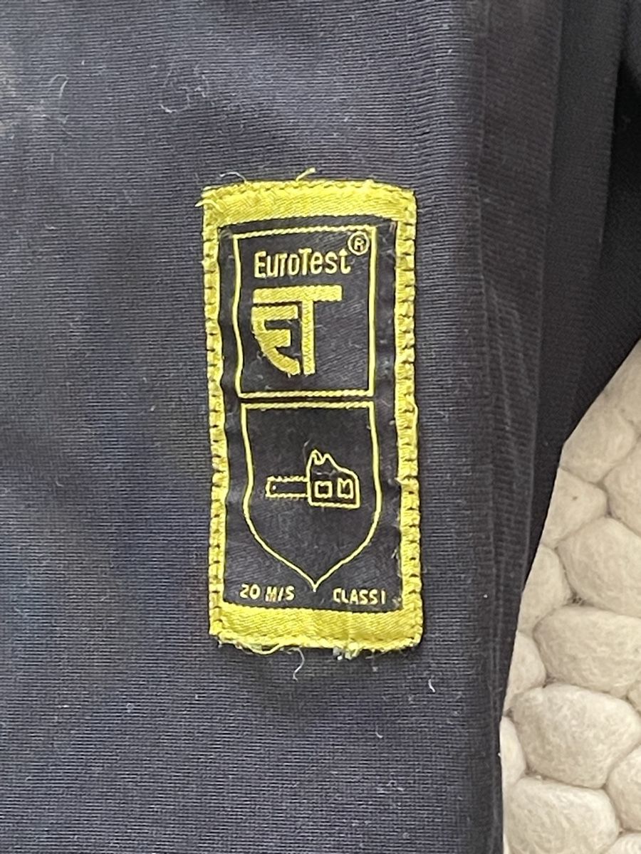 Jonsered Pantaloni: Schnittschutz Hose Jonsered – Usato da Wangen an der Aare venduto da PinaF8 1