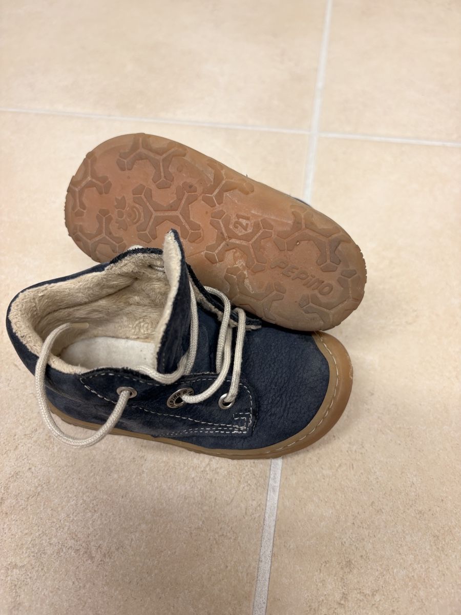 Naturino Scarpe per ragazzi: Diverse Kinderschuhe Gr. 20-22 – Usato da Effretikon venduto da PetraRey 6