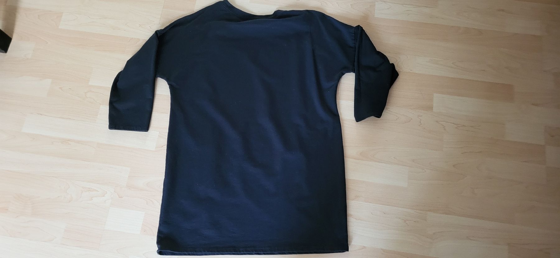 T-shirt: Schwarzer pulli/ Kleid mit speziellem Print, Grösse XL – Nuovo (secondo la descrizione) da Figino venduto da mayam63 2
