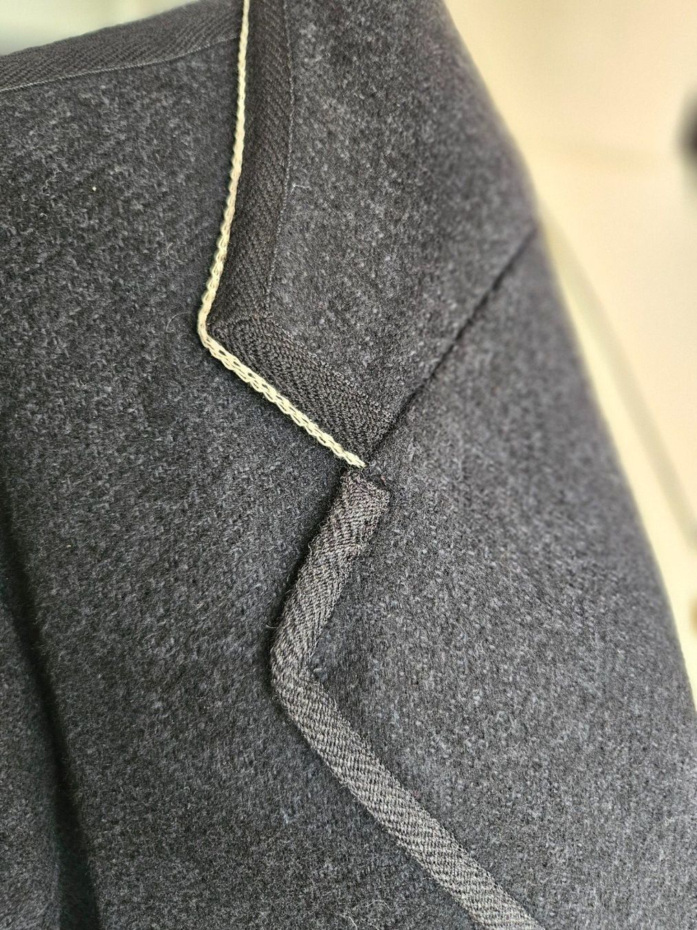 High Giacche: Blazer marque HIGH Use 40 / 42 – Usato da Cheyres venduto da Karine-Schweiz 1
