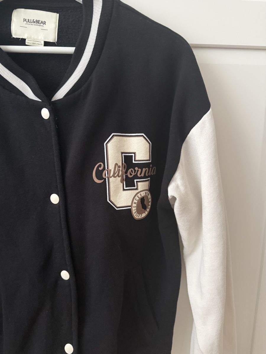 Pull&Bear Giacche: Pull&Bear College Jacke, Schwarz/Weiss, Gr. L, Top – Usato da Giswil venduto da Ody2 2