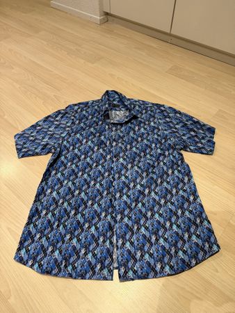Amorn's Herren Hemd, Grösse XL, blau gemustert, TOP!!