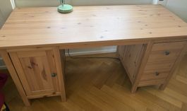 Schreibtisch Kiefer Massiv mit Schubladen und Tuer Gebraucht