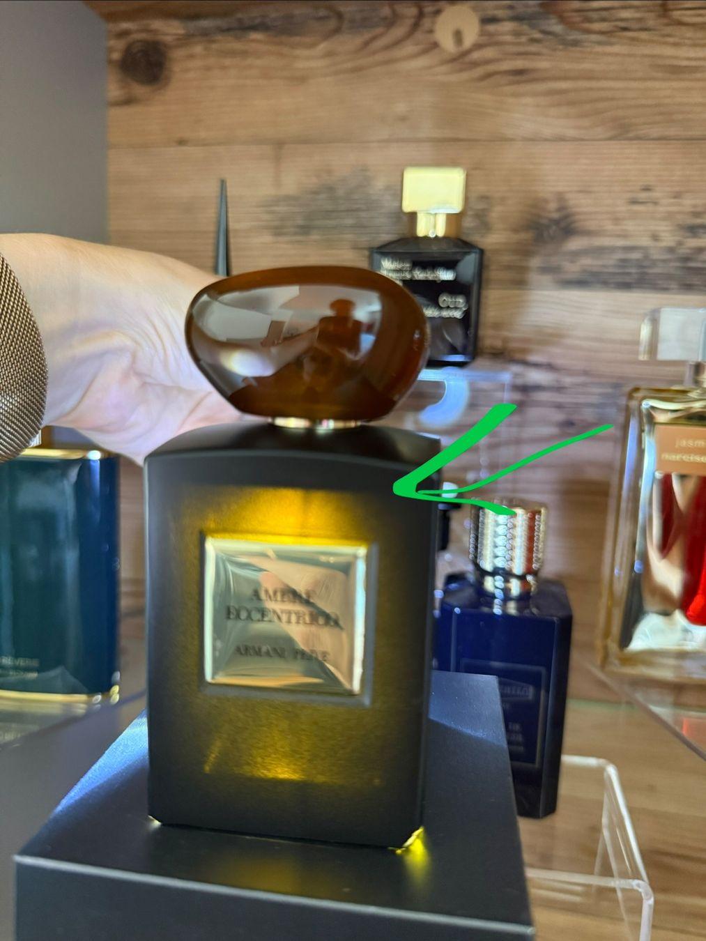 Armani Parfums & Eau de Toilette: ARMANI PRIVÉ AMBRE ECCENTRICO 100 ml – D'occasion à Ittigen par iGeorgia 1