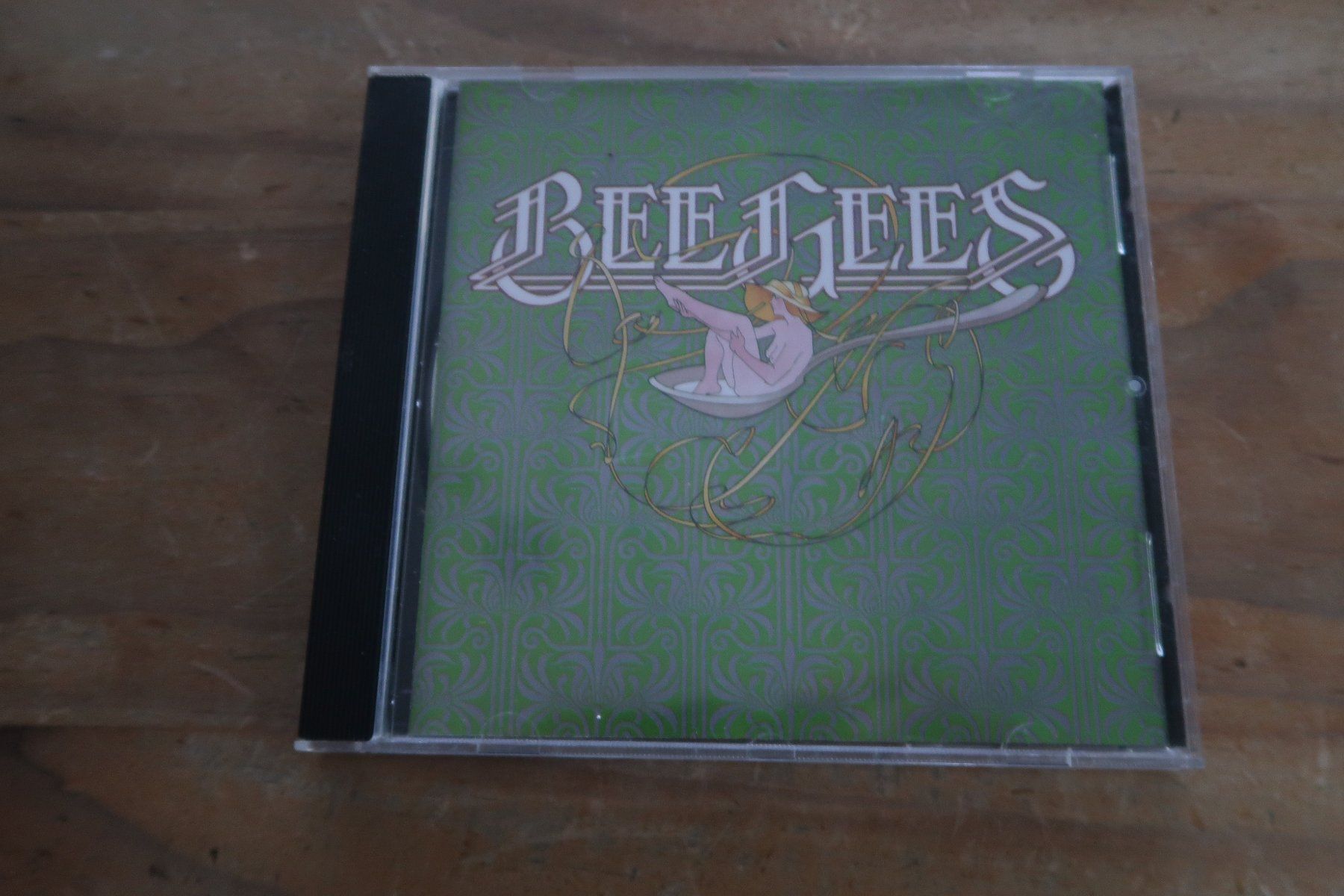 CD: BEE GEES - MAIN COURSE - mit JIVE TALKIN' - CD – Usato da Basel venduto da Patiscat