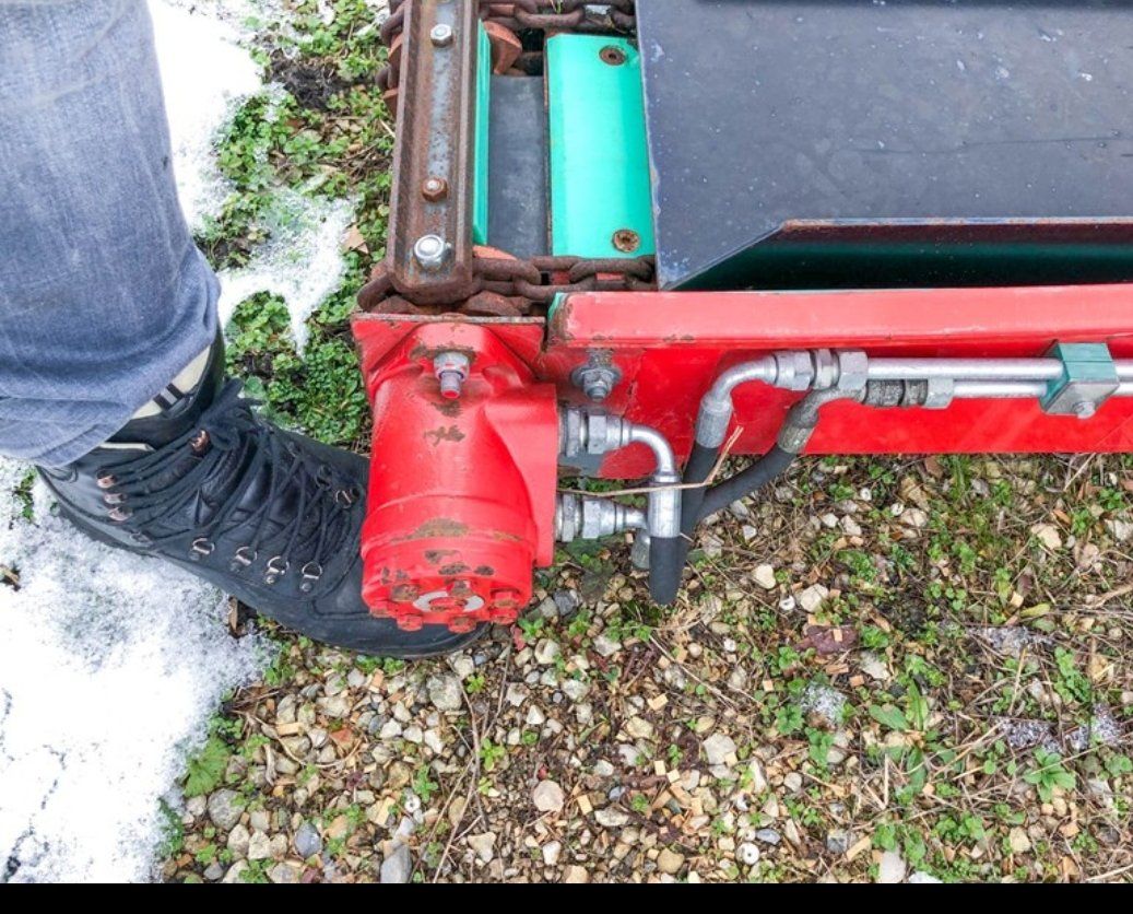 Lade-, Silier- & Transportwagen: Förderband hydraulisch massiv – Gebraucht aus Hohentannen von Spez88 1