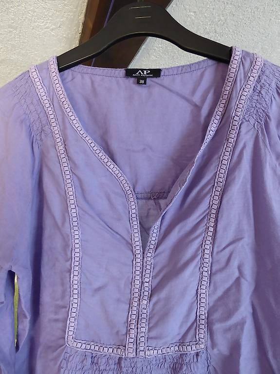 Avant Premiere Camicette: Originelle Baumwollbluse, Grösse 38, violett – Usato da Wald ZH venduto da e8e 2