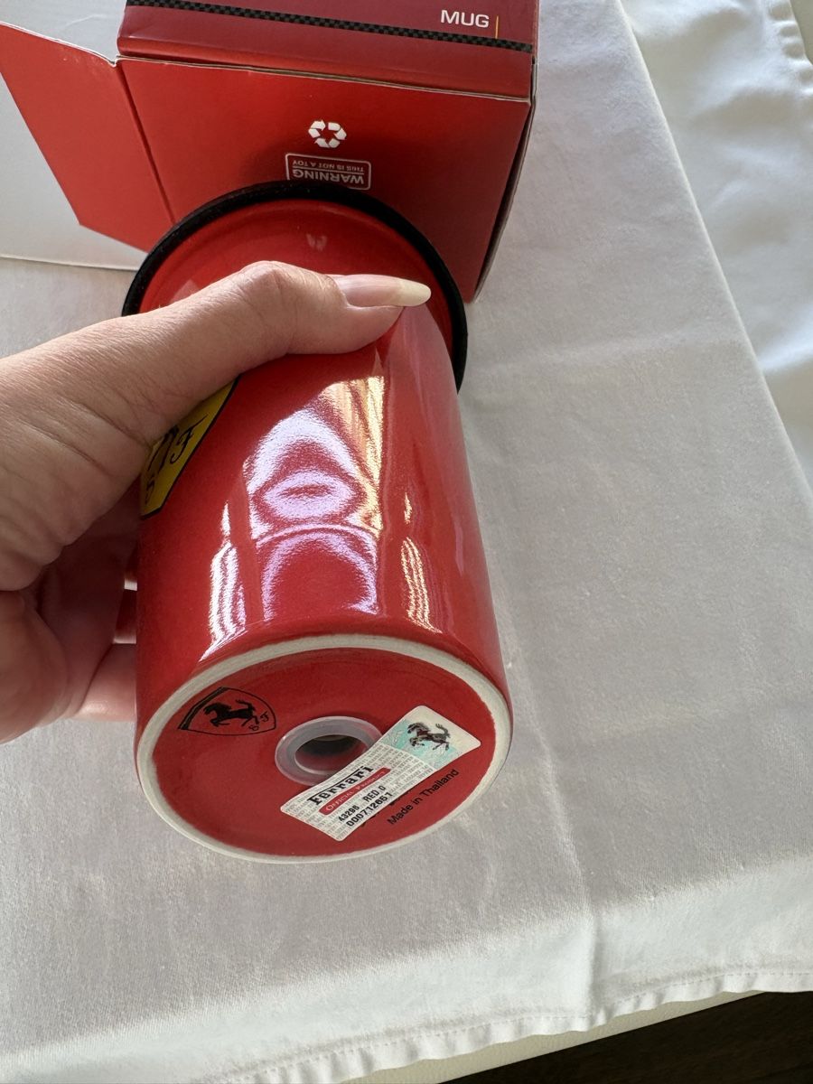 Tassen: New genuine Ferrari ceramic mug – Neu und originalverpackt aus Lausanne von oyu_hgg5 2