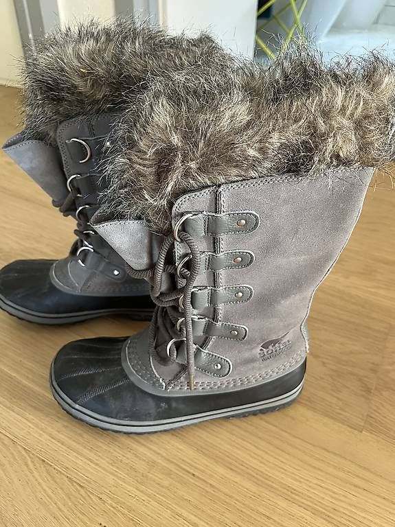 Sorel Scarpe da donna: Bottes de neige Sorel 40 – Usato da Cossonay-Ville venduto da cas_wq6f 1