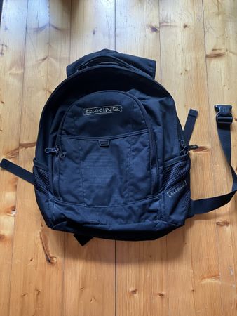 Sac à dos Dakine Element noir en bon état général