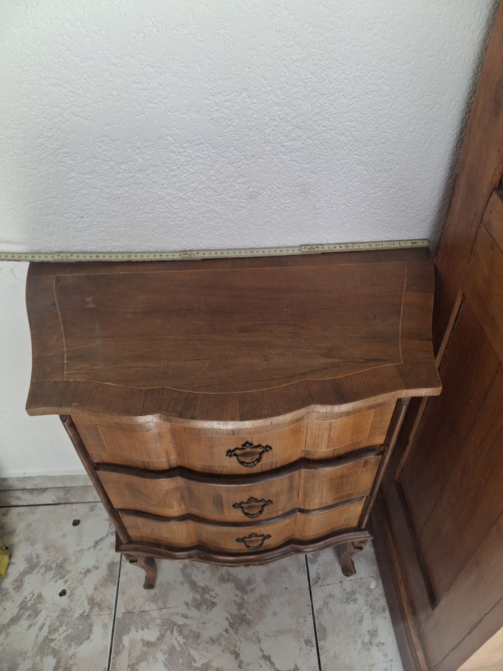 Commodes: Kommode mit Schubladen  – D'occasion à Aarburg par ssi_ckz5 2