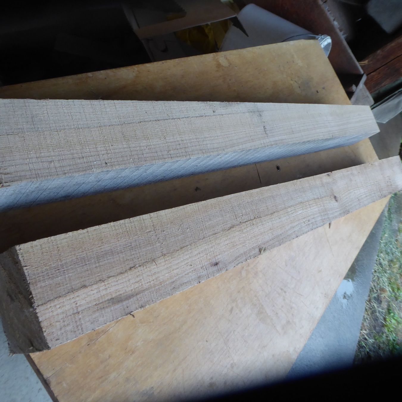 Articles en bois: Kirschbaumkantel 2 St – Neuf (Voir description) à Sumiswald par Hennri1