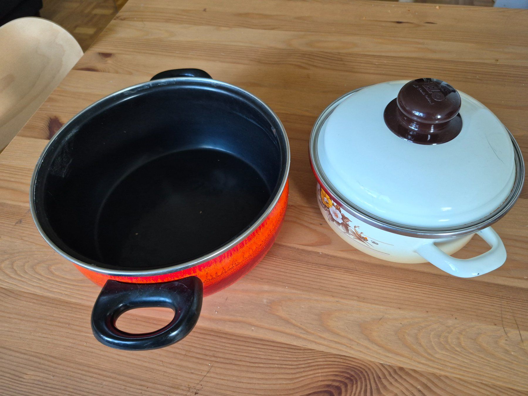 Pentole: Kochtöpfe Emaille 16cm+22cm – Usato da Winterthur venduto da EH47