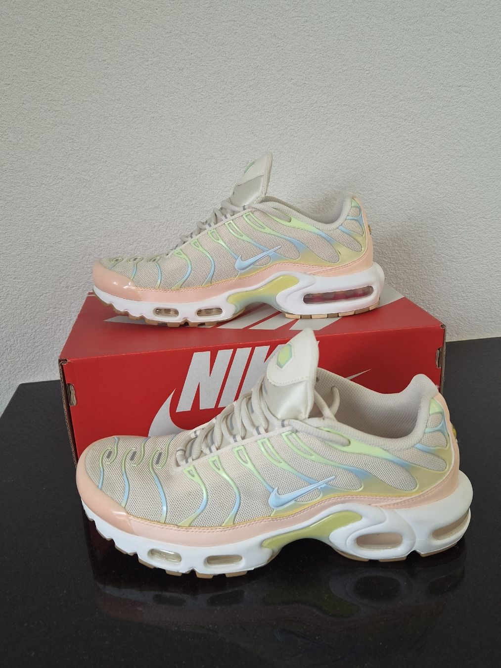 Nike Herrenschuhe: Nike W Air Max Plus TN taille 41 – Neu (gemäss Beschreibung) aus Belmont-Yverdon von jul_8nw5 1