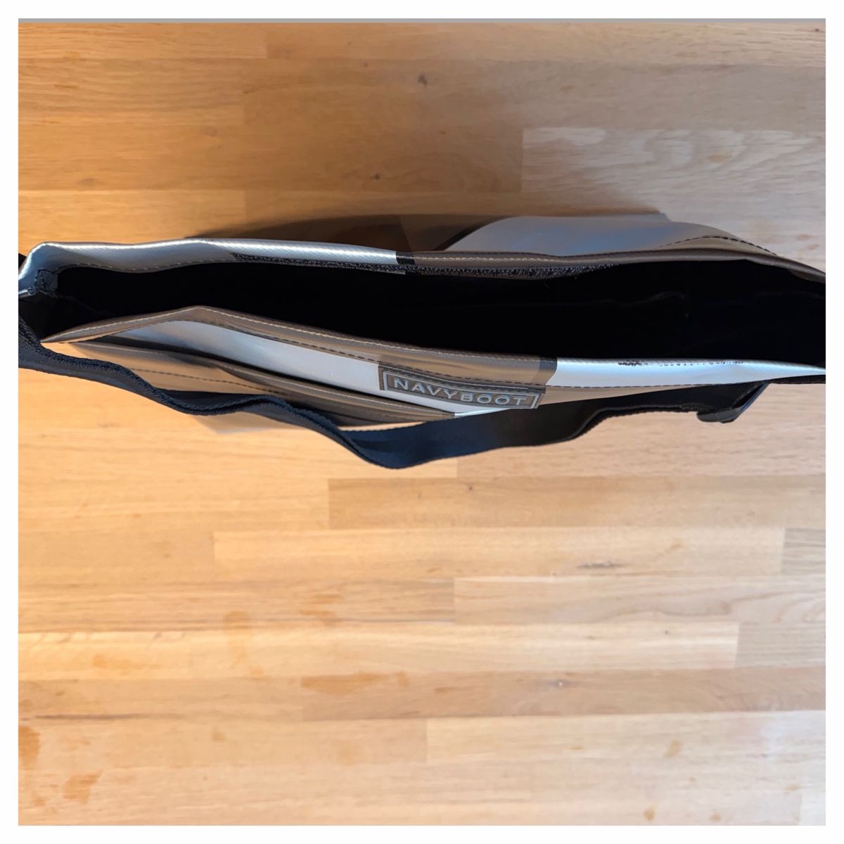Navyboot Borse: NAVYBOOT Umhängetasche aus recyceltem Planenmaterial – Nuovo (secondo la descrizione) da Schlieren venduto da RoPue 2