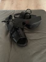 Plateau-Sandalen schwarz, Grösse 38
