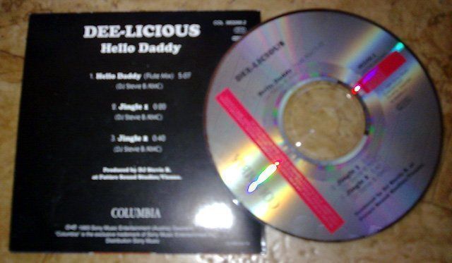 CDs: Dee-Licious: Hello Daddy von 1993, Kellogg's Frühstücks-Song – Gebraucht aus Engelberg von Delraich 1