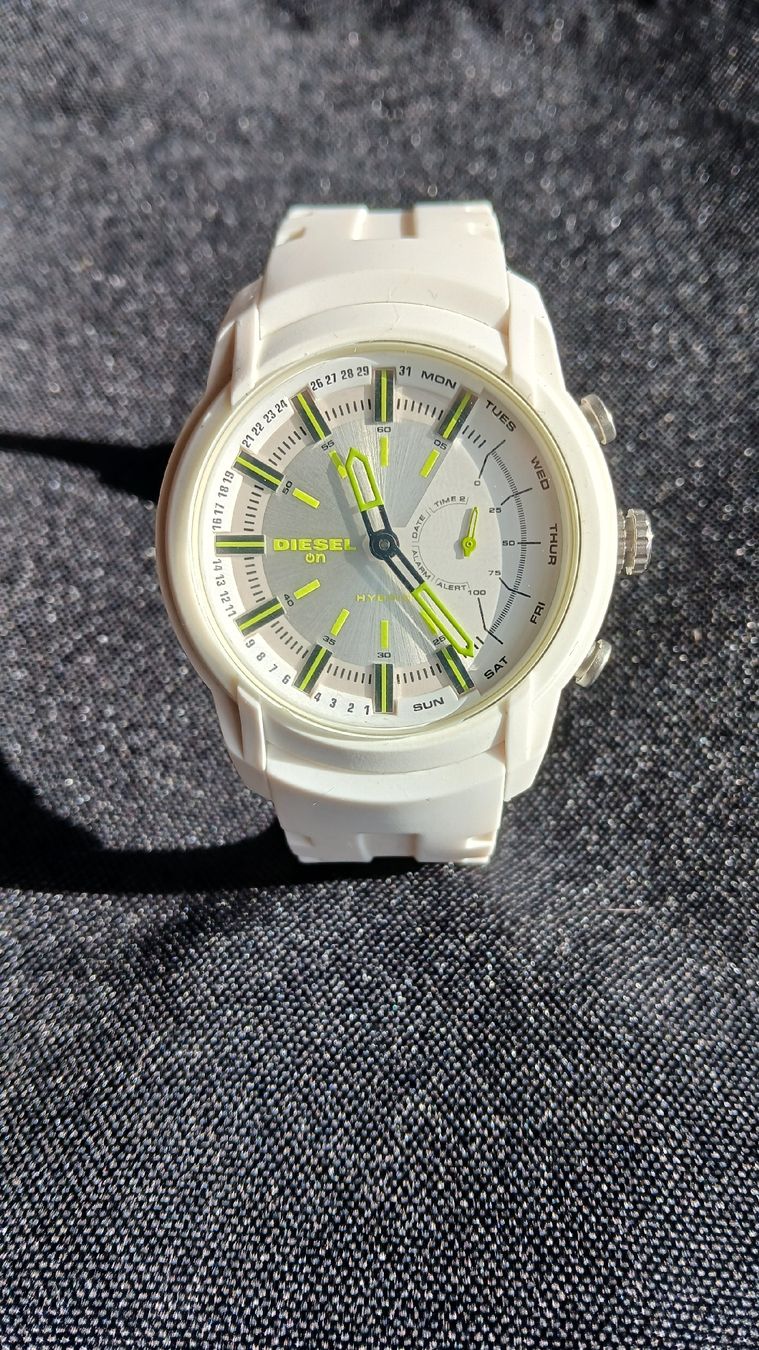 Diesel Orologi: Montre Diesel Hybrid Smartwatch – Usato da Tramelan venduto da Belleza82