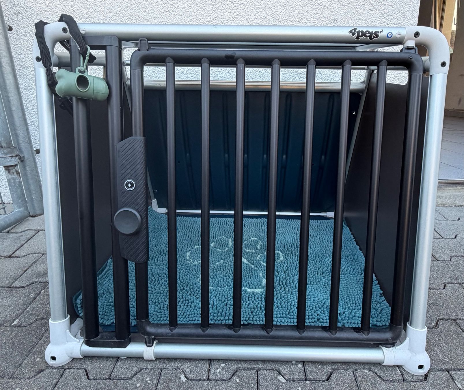 4pets Käfige, Transport & Sicherheit: 4pets Autobox ECO 4 – Gebraucht aus Arnegg von sel_9ynr