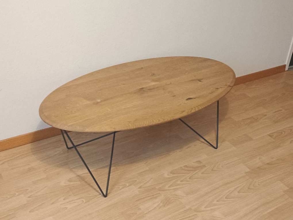 Tables: Kleiner Tisch von OTTOS  CHF 35 – D'occasion à Langenthal par kat_fcy9