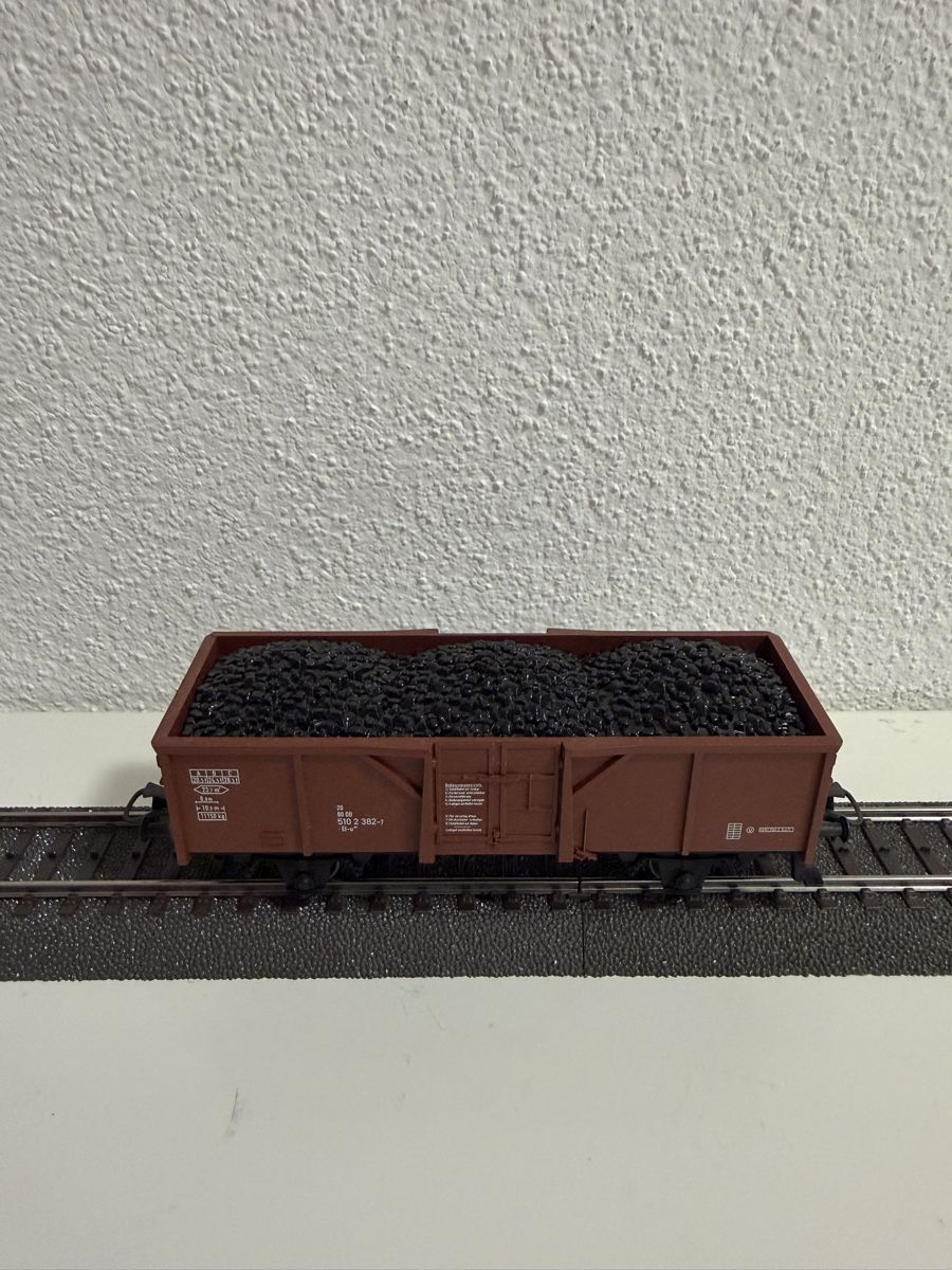 Modellini di ferrovie: Kohlewagen mot Orginal verpackung – Usato da Malters venduto da aba_798z