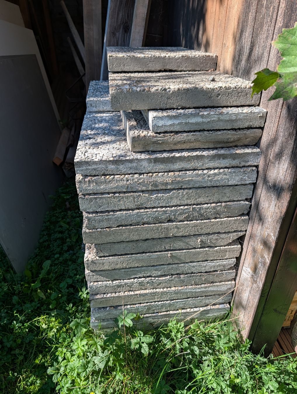 Rivestimenti per pavimenti: Waschbetonplatten, Lochgitterplatten – Usato da Diepoldsau venduto da gru_wk6s 6