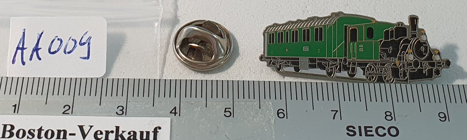 Plaketten & Abzeichen: AA009 - Schmid Müller SWISS Made Design Pin Dampfbahn Bern – Gebraucht aus Reinach BL von Boston-Verkauf 2