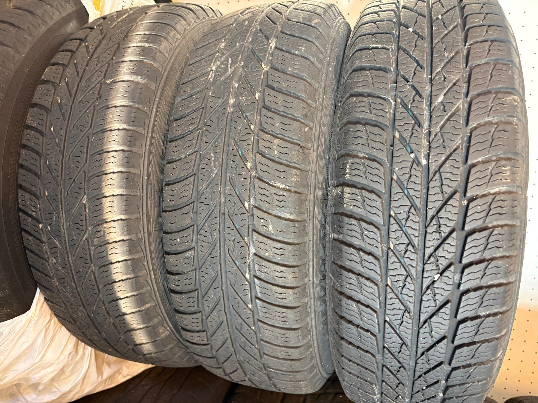 Pneus & Kompletträder: Winterräder 175/70 R13 – Gebraucht aus Kaltbrunn von Steoli74 2