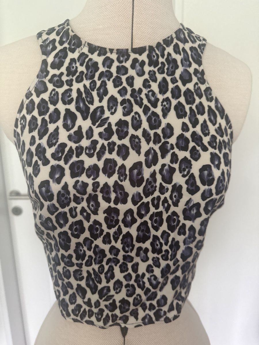 Franchi Top: Elisabetta Franchi Top Animalprint – Nuovo (secondo la descrizione) da Liestal venduto da ell_6xc7