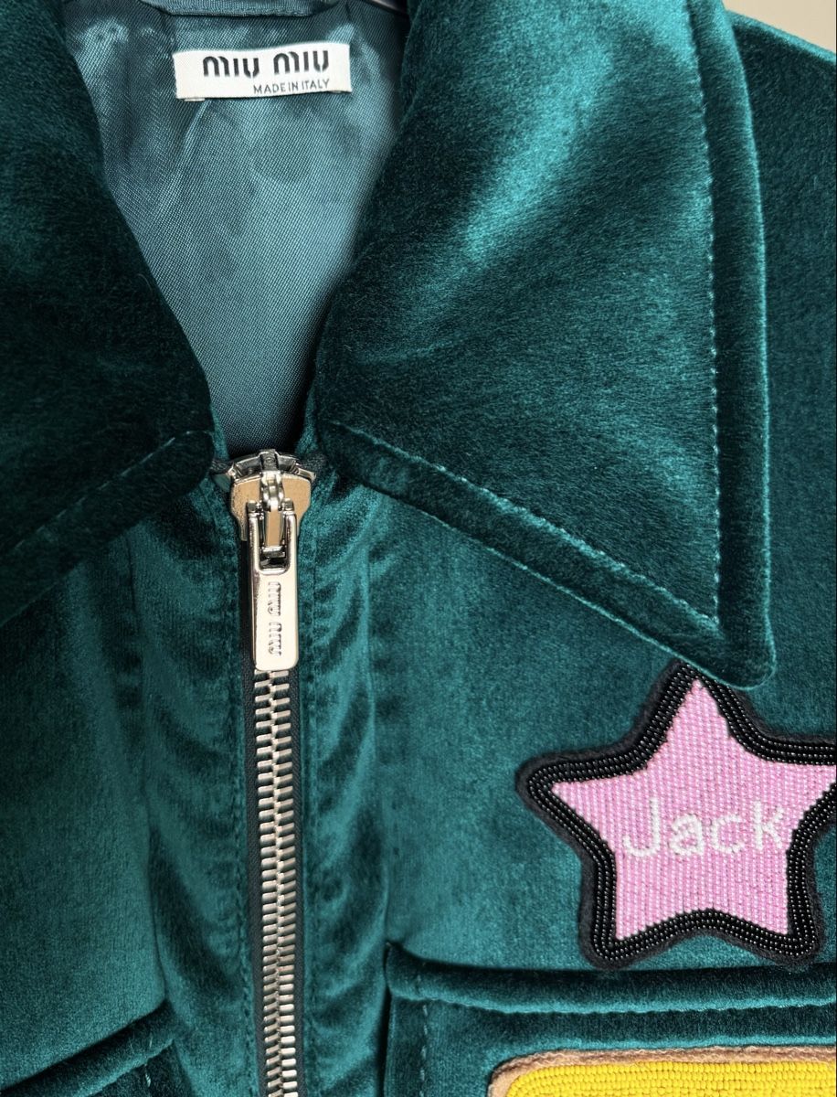 Miu Miu Jacken: Miu Miu Velvet Jacket 36 – Neu (gemäss Beschreibung) aus Meilen von myc_h9kw 2