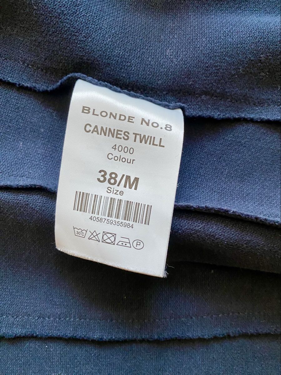 Giacche: BLAZER BLONDE NO 8 – Usato da Eglisau venduto da Lara0 3