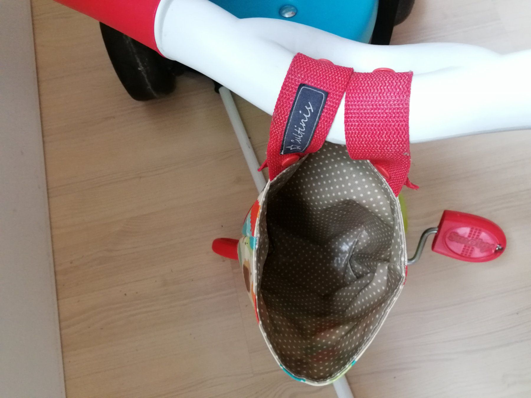 Smoby Fahrzeuge für Kinder: Kinder Velo zum Selberfahren oder Schieben – Gebraucht aus Horn von Corazon15 5